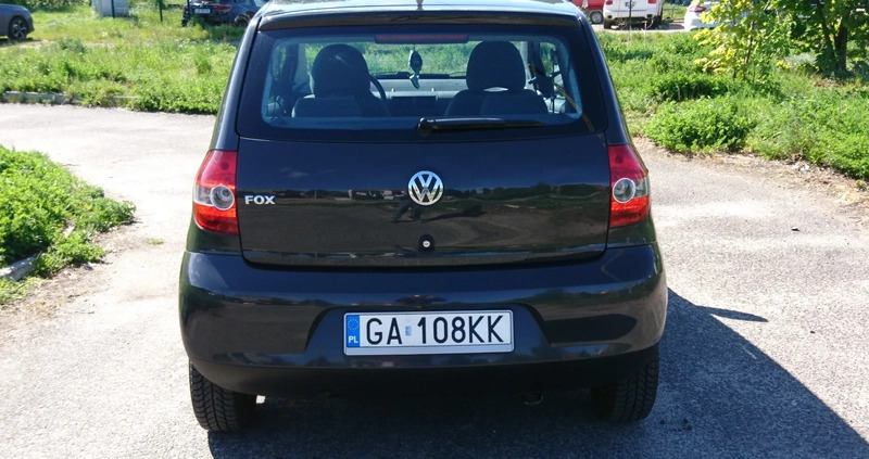 Volkswagen Fox cena 8500 przebieg: 138000, rok produkcji 2010 z Gdynia małe 67